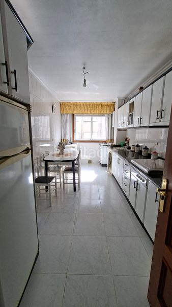 Foto 3b67ff21-829d-4da4-9c9d-929d2387141c. Pis amb calefacció aparcament a Plaza de la industria Vigo