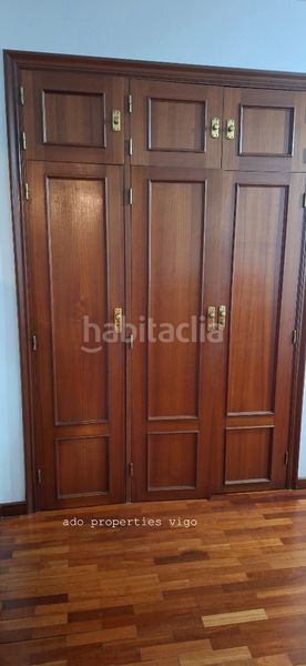 Foto ad134f64-2132-4cd1-bbfc-ceff84f2f26d. Pis amb calefacció aparcament a Plaza de la industria Vigo
