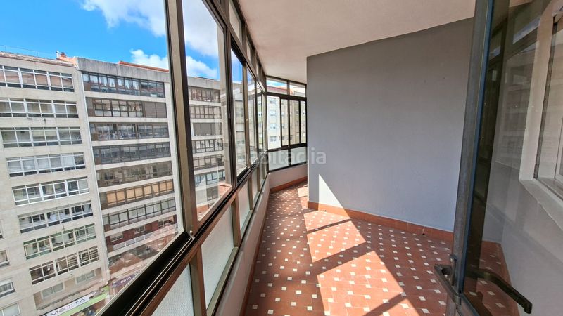 Foto 483f05c4-29a3-477b-ae96-7bf25c0dbd36. Piso  alto en edificio reformado. en travesía de Vigo - san xoán Vigo