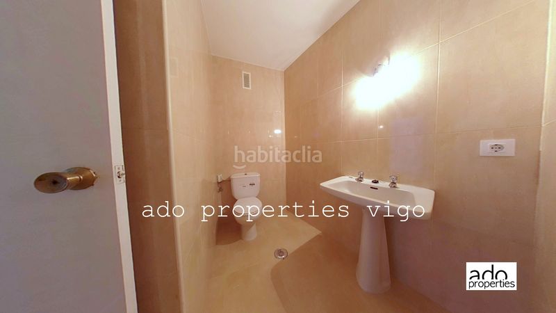 Foto 53bda91e-0cc7-4b79-b326-9cee0cc741b2. Pis a travesía de Vigo - san xoán Vigo