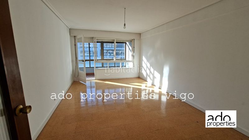 Foto d729023b-7e76-4b11-a97b-313beaa59c30. Pis a travesía de Vigo - san xoán Vigo