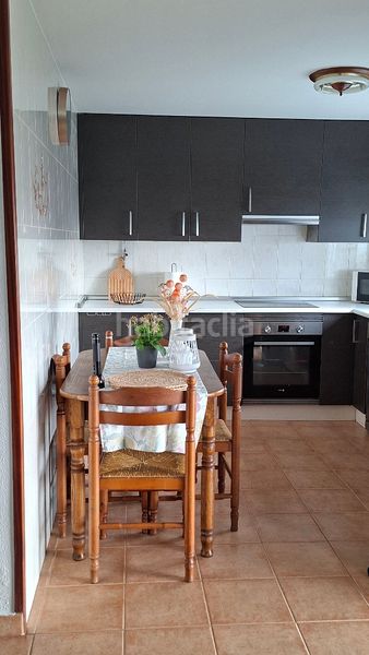 Foto c106cd91-3545-4ee3-89de-cb49ba3d0772. Casa amb aparcament a Panxón Nigrán