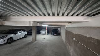 Piso  Rúa travesía de vigo. Piso de 4 dormitorios con garaje, ascendor y trastero cerca de l