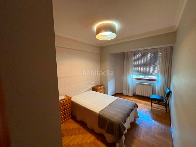 Foto 19cb48ca-6360-4a74-b0c6-82a12d0a086a. Rent flat in avenida de castrelos 14 in As Travesas - Balaidos Vigo