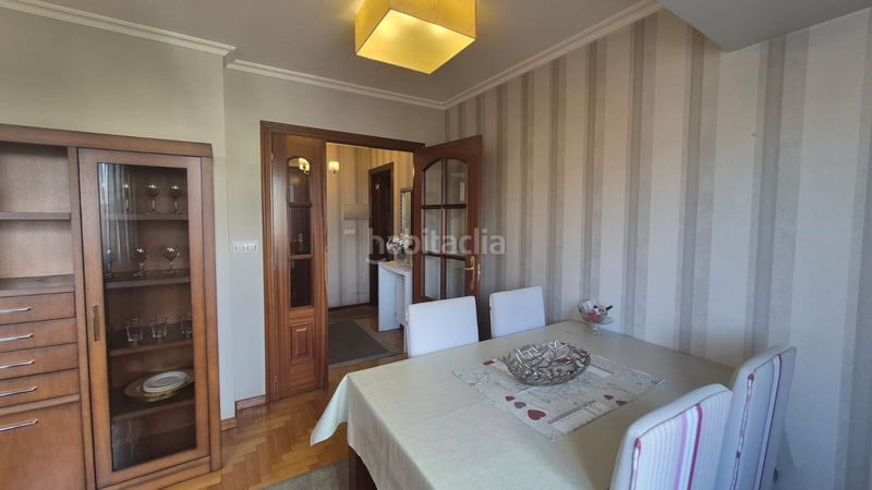 Foto b8a6faee-2365-44e4-99fb-fbf587b8c34d. Rent flat in avenida de castrelos 14 in As Travesas - Balaidos Vigo