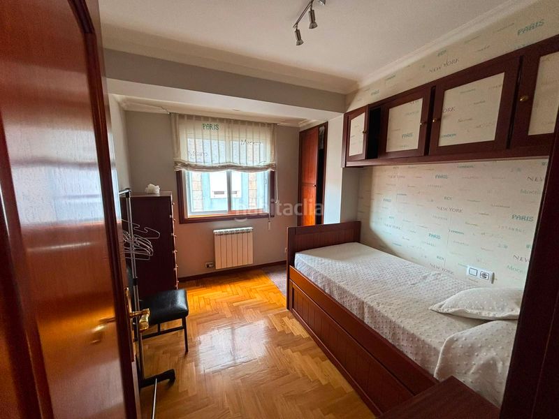 Foto f2558500-ee99-4376-8e66-f18abfb2d28e. Rent flat in avenida de castrelos 14 in As Travesas - Balaidos Vigo