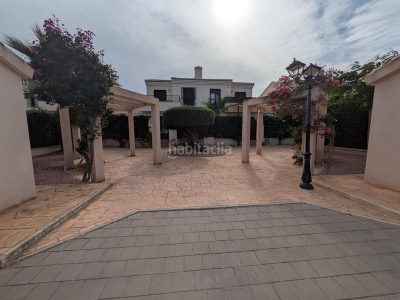 Foto 139aa0d7-628f-4050-b47f-62dbffaebadd. Maison jumelée avec chauffage parking piscine dans San Cayetano Torre - Pacheco