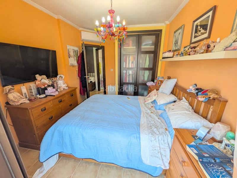 Foto b54852e5-c080-459d-8106-1373d9d76857. Maison jumelée avec chauffage parking piscine dans San Cayetano Torre - Pacheco