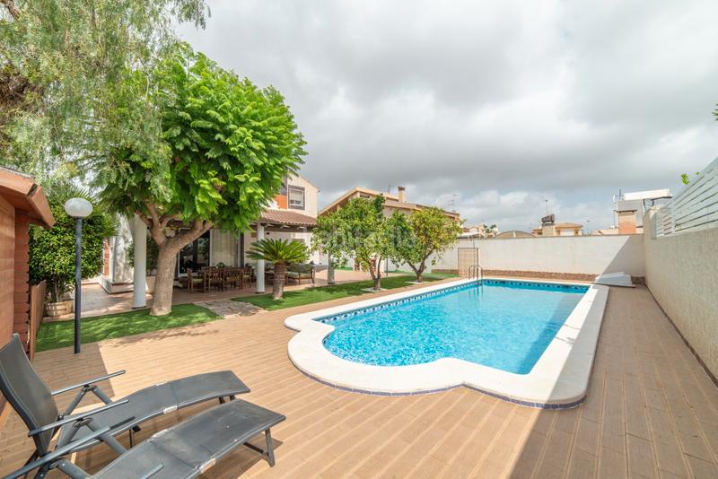 Foto aa9eb406-b914-47c2-91cf-c0e7ae0b1547. Chalet  independiente en Santiago de La Ribera en San Javier