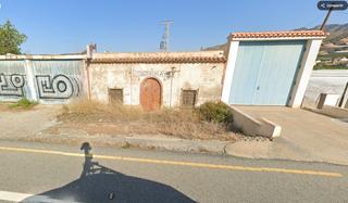Fabrikhalle in Diseminado aperos de rio. pol 5 3144. Nave industrial en la carretera entre salobreña y lobres.