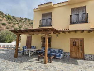 Miete Bauernhof in Gr-5300 150. Finca con magnífica casa rural en carretera jete-itrabo