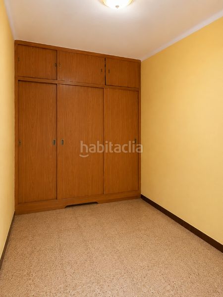 Foto 2c3d44a4-8228-4400-a5d7-84c0fe35deec. Pis a Roquetes Barcelona