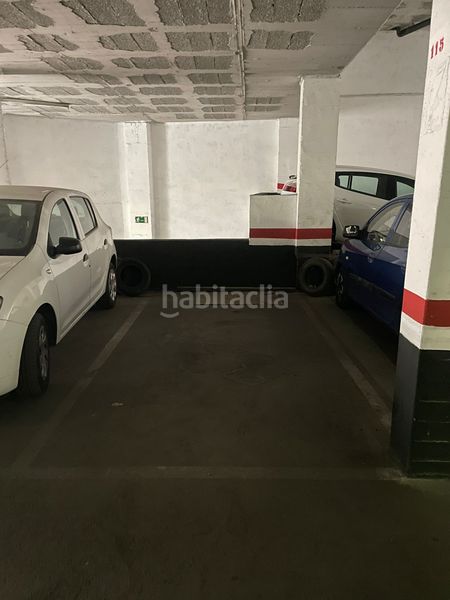 Foto 21a5e566-cfe6-4f8c-b3d9-04054bcb2ab9. Aparcament cotxe a Roquetes Barcelona