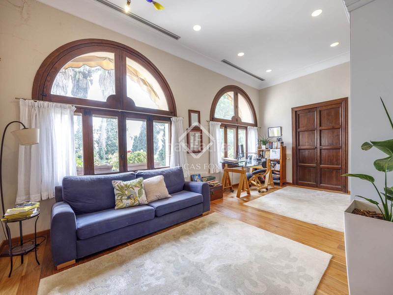 Foto 331008fc-4f67-4e84-b456-d2ccacf79572. Xalet amb calefacció piscina a Rocafort