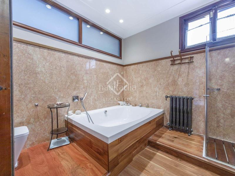 Foto 3ca61aa4-0db3-448b-ab0c-fee5c3ab7b80. Xalet amb calefacció piscina a Rocafort