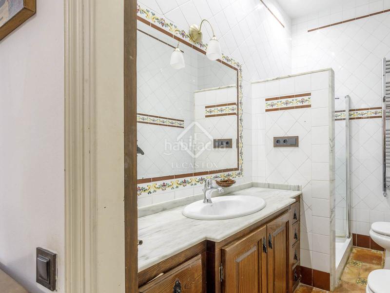 Foto 70a5c736-9e6a-479a-8d0f-63ba05696704. Xalet amb calefacció piscina a Rocafort