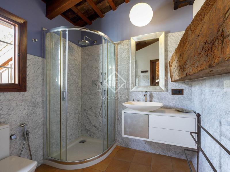 Foto 75e17e22-5d7a-4184-b5e5-12a14ed72e13. Xalet amb calefacció piscina a Rocafort