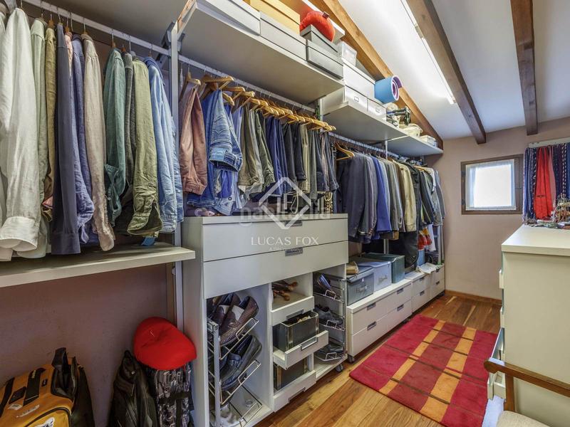 Foto 93ef96cb-407d-43e5-a70d-c16aa8964a92. Xalet amb calefacció piscina a Rocafort