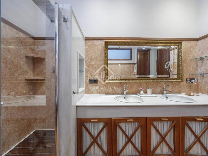 Foto ae5e1902-cd27-4509-aec3-e541b71086e8. Xalet amb calefacció piscina a Rocafort