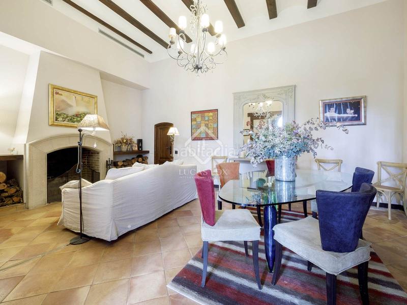 Foto f15cda7f-fb7b-4998-b034-f29bff3d4610. Xalet amb calefacció piscina a Rocafort