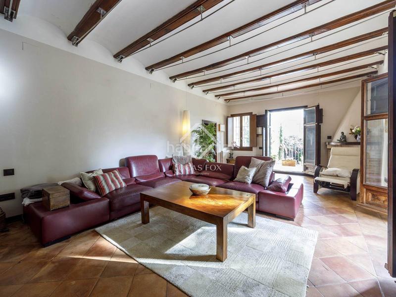 Foto f604c288-da0c-49ce-8efa-5e312a07fac2. Xalet amb calefacció piscina a Rocafort