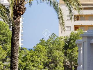 Xalet a Racó. Casa de 4 dormitorios en venta en cullera, valencia