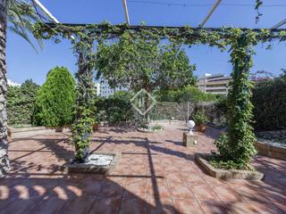 Xalet a Racó. Casa de 4 dormitorios en venta en cullera, valencia