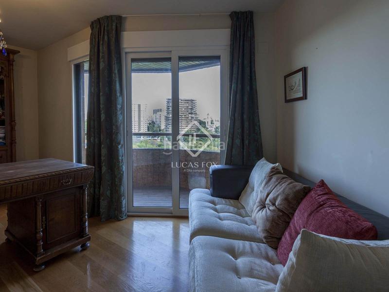 Foto 417c03e9-e4f4-4971-9434-2f90a6c63275. Piso  en excelentes condiciones de 7 dormitorios con 6m terraza en venta en La Xerea en Valencia