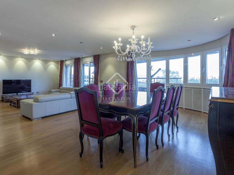 Foto ed75fc24-891c-48bf-9e8c-e028b11b2b4d. Piso  en excelentes condiciones de 7 dormitorios con 6m terraza en venta en La Xerea en Valencia