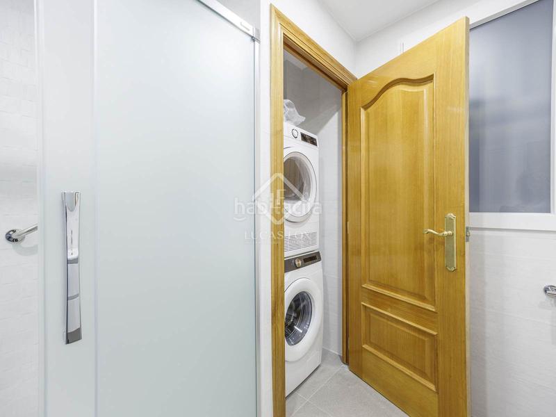 Foto 168ff800-5ec4-4ba9-92ed-fe490793c210. Location appartement dans Gran Via Valencia