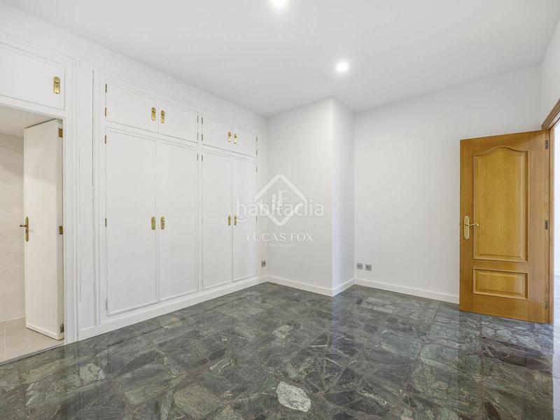 Foto b9745fe0-3941-4937-bea0-0056a4dc91d5. Location appartement dans Gran Via Valencia