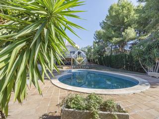 Xalet a Alfinach - Monasterios. Casa de 6 dormitorios en venta en alfinach, valencia