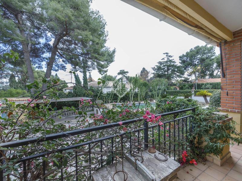 Foto 043777ed-3b81-4204-8d87-ab615fd9083f. Chalet avec chauffage parking piscine dans La Cañada Paterna