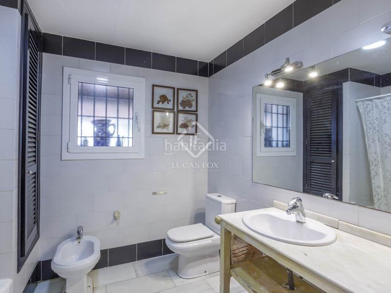 Foto d6d01628-0bab-45c4-83a3-73d65fd5abde. Chalet avec chauffage parking piscine dans La Cañada Paterna