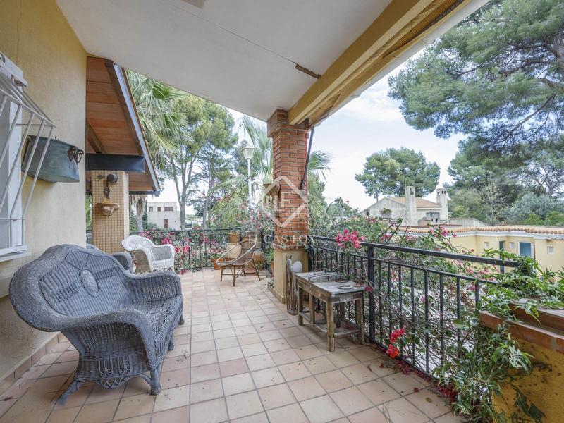 Foto de6c4994-3bbb-4c91-8a1b-6badc78df796. Chalet avec chauffage parking piscine dans La Cañada Paterna