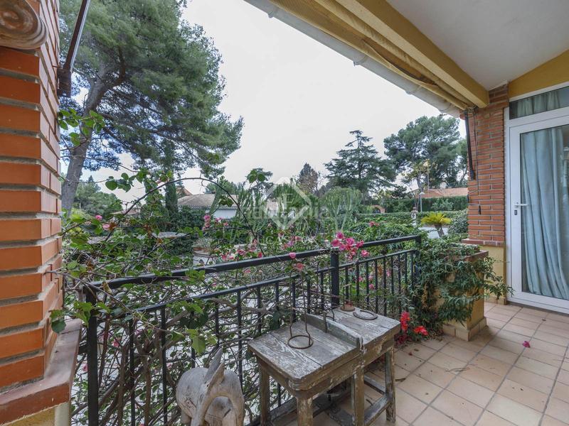 Foto e557392d-4ebc-45c9-b858-6b802000c1c4. Chalet avec chauffage parking piscine dans La Cañada Paterna