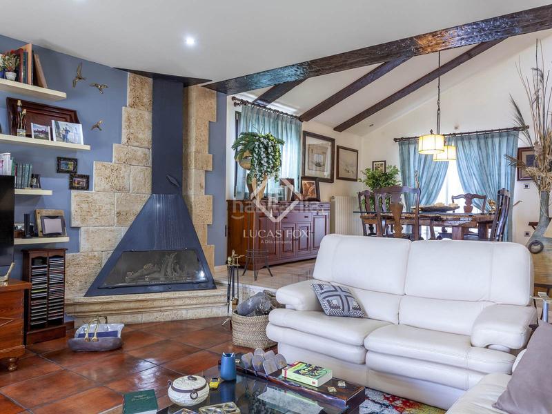 Foto 2abd9ca8-693f-4f37-b7fe-0268f30a7691. Chalet con riscaldamento parcheggio piscina in Alfinach - Monasterios Puçol