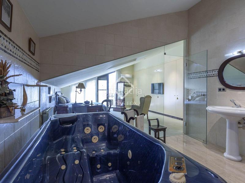 Foto 3f446a66-d5e0-4c96-a3d9-50b29e8b32d4. Chalet con riscaldamento parcheggio piscina in Alfinach - Monasterios Puçol