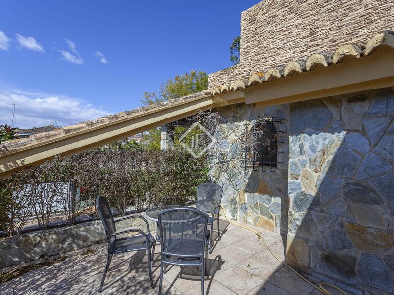 Foto 6339b546-572b-438c-a011-fa360da2c79b. Chalet con riscaldamento parcheggio piscina in Alfinach - Monasterios Puçol