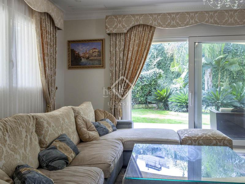 Foto 0cc99bcb-4f75-4ba3-a652-57225f56b9f1. Xalet amb calefacció aparcament piscina a Rocafort