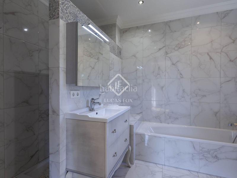 Foto 2bc94e5b-774c-46cb-8dbd-1865dbebbca3. Xalet amb calefacció aparcament piscina a Rocafort