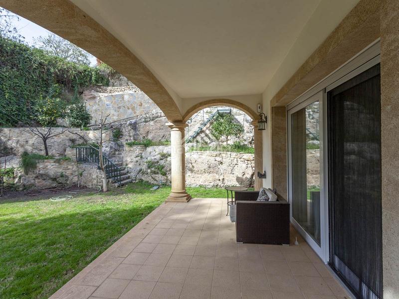 Foto 30117cc6-8fd3-42d3-9543-f76974bf8d41. Xalet amb calefacció aparcament piscina a Rocafort