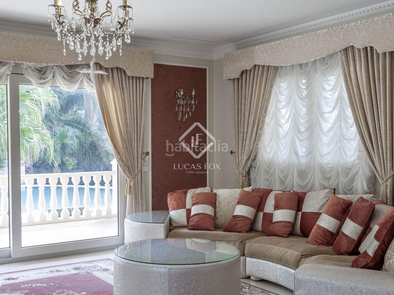 Foto 3cbaee7f-30b0-43d9-9d0f-5b1893544249. Xalet amb calefacció aparcament piscina a Rocafort