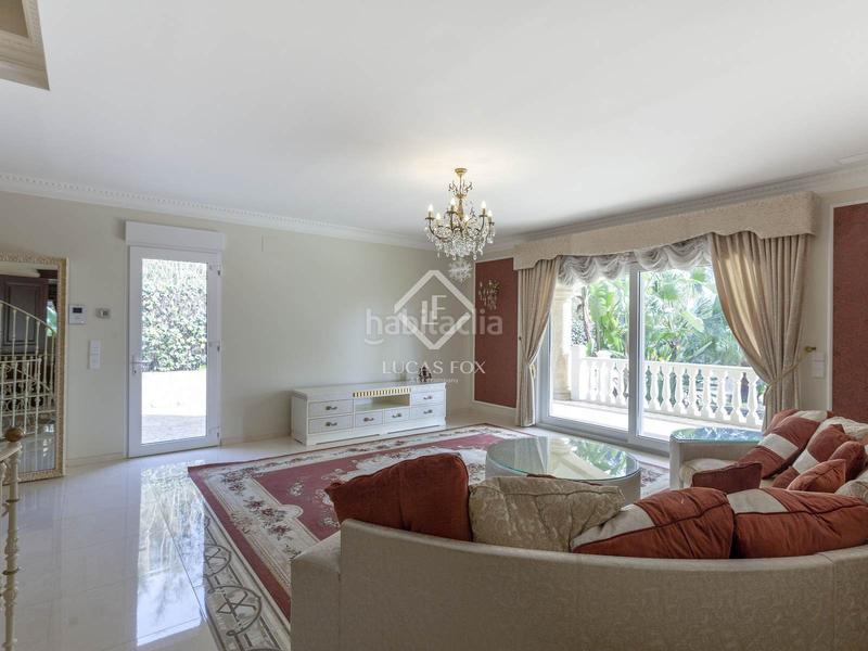 Foto 6b782304-7e0d-46d2-857a-a4cc45676160. Xalet amb calefacció aparcament piscina a Rocafort