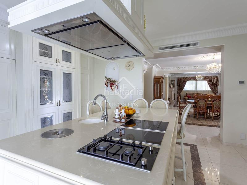 Foto 71f7ea99-75cc-4a90-96a6-a2a035c4494b. Xalet amb calefacció aparcament piscina a Rocafort