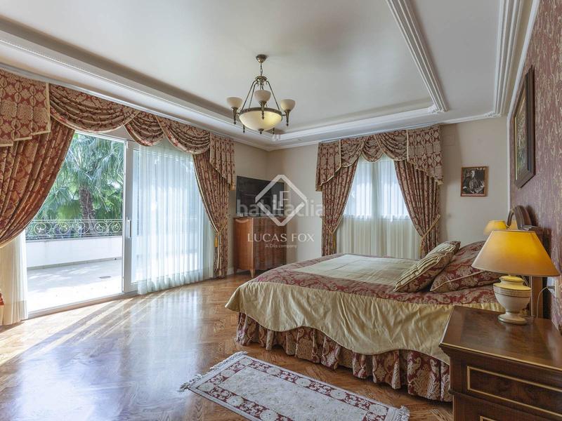 Foto 7cd725e0-5e46-4595-8d41-ed4fd984cc77. Xalet amb calefacció aparcament piscina a Rocafort