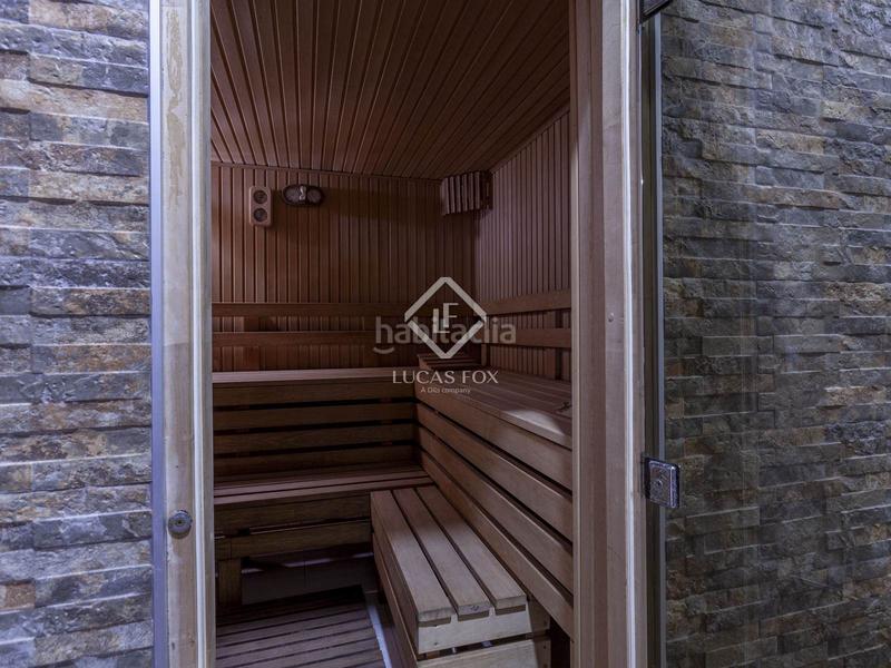 Foto 9ce7b11c-ba6b-4331-bae3-4c319e685b1b. Xalet amb calefacció aparcament piscina a Rocafort