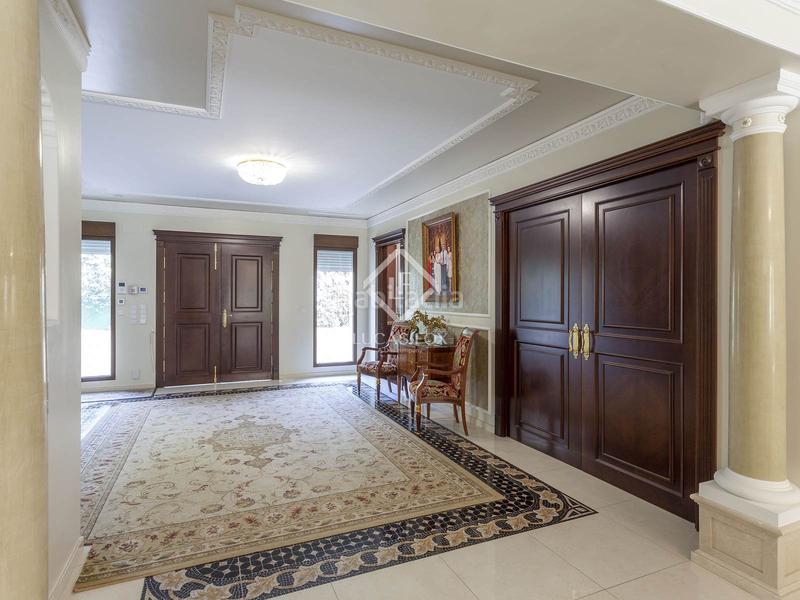 Foto b6e28ec4-e4ea-47a9-b29a-4a6e7086dd28. Xalet amb calefacció aparcament piscina a Rocafort