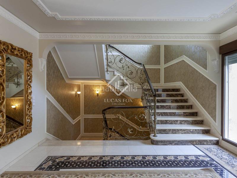 Foto fda6e377-125e-466b-8d1d-600d7bcf9935. Xalet amb calefacció aparcament piscina a Rocafort