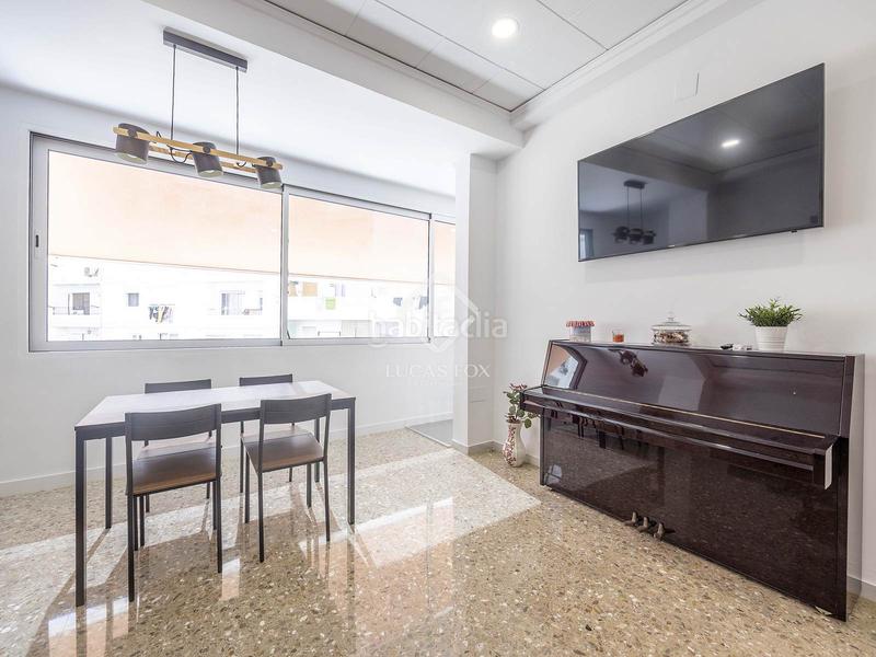 Foto f9389bcb-b69c-4dc0-b9d5-8145099be524. Appartement dans Russafa Valencia